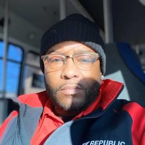 Meet your Posher, Robert